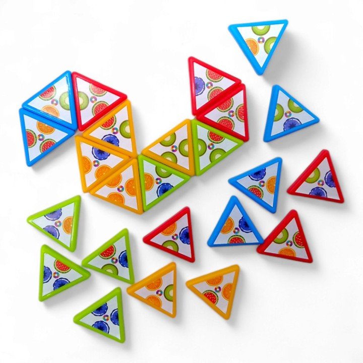 Розвиваюча настільна гра "Тріміно: Веселі фрукти"