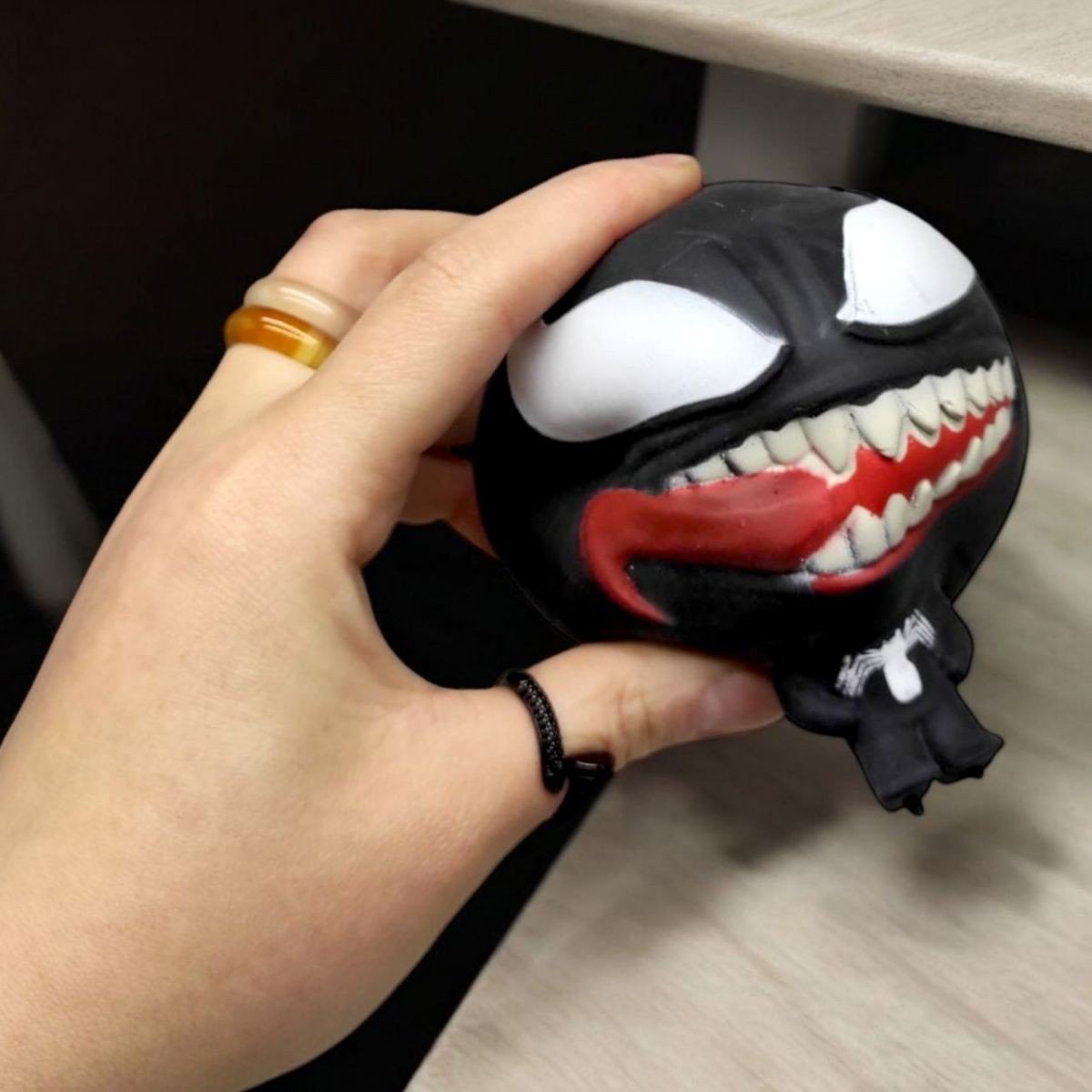 Фото3.Стретч-іграшка