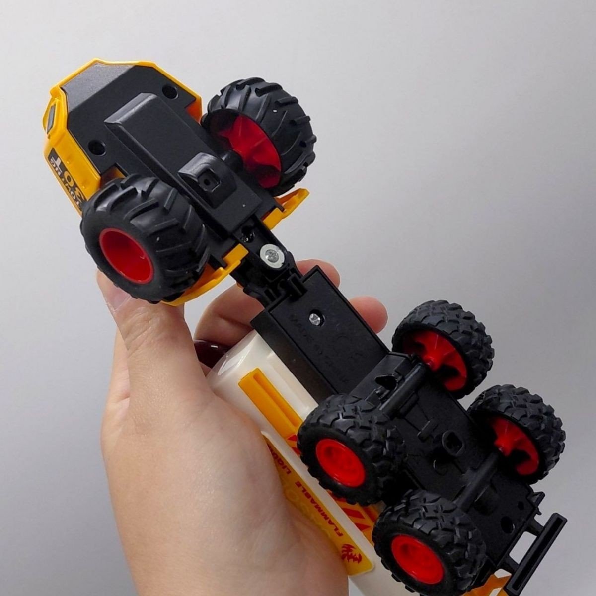 Фото2.Трактор металевий інерційний YG Toys (ЖОВТИЙ) YG Toys (299821)