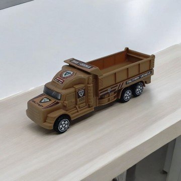 Фото1.Машинка пластикова 