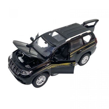 Фото2.Машина металева 