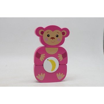 Фото1.Деревʼяна іграшка 