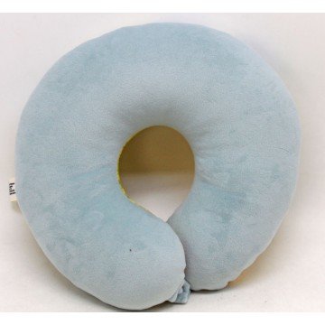 Фото1.Дорожня подушка-підголовник 