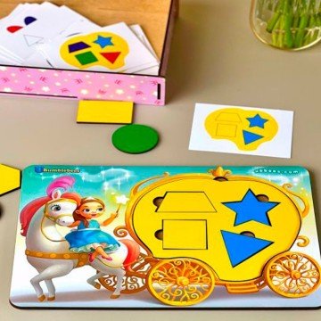 Фото2.Сортер-пазл + танграм 