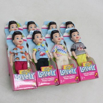 Фото1.Лялька маленька 