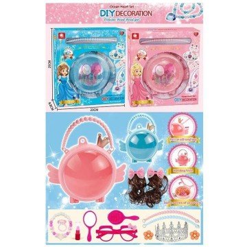 Фото2.Сумочка з набором прикрас 