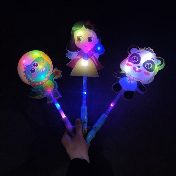 Фото2.Паличка-світяшка пластикова 