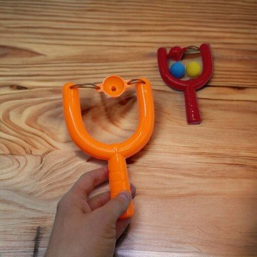 Фото1.Рогатка пластикова + 2 мʼячики (мікс)