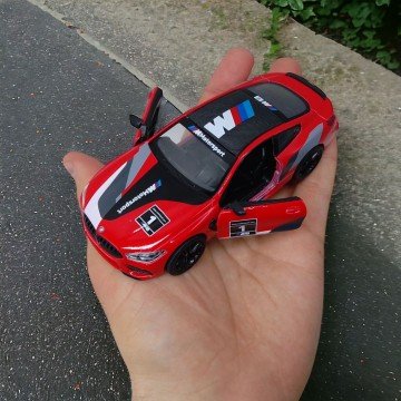 Фото2.Машинка Kinsmart 