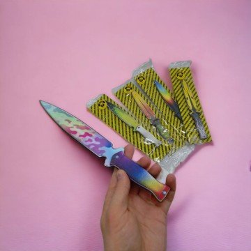 Фото1.Сувенірний ніж деревʼяний 