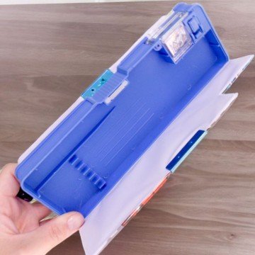 Фото1.Пенал на магнітах шкільний 