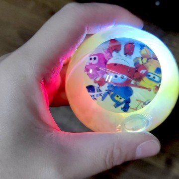 Фото1.М`яч стрибун “Герой”, блискітки, підсвічування (мікс видів)