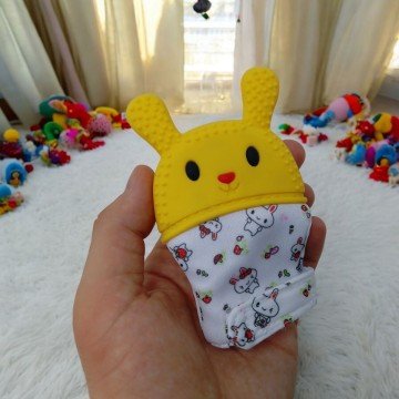 Фото1.Іграшка-прорізувач на ручку 