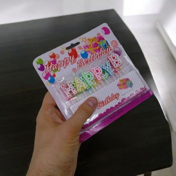 Фото1.Свічки-букви на торт 