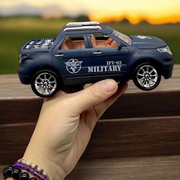 Фото1.Машинка інерційна 