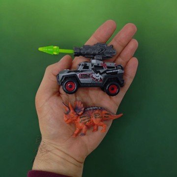 Фото2.Машинка металева 