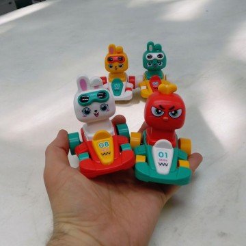 Фото1.Машинка заводна 