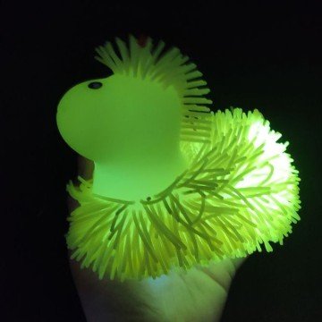 Фото1.Іграшка-світяшка “Єдиноріг Кошлатик”, салатова