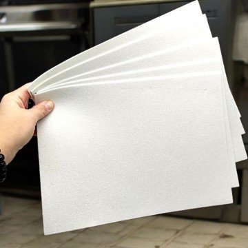 Фото1.Фоаміран з гліттером (21х29,7см, товщина - 2 мм), 5 аркушів, білий