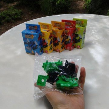 Фото1.Конструктор пластиковий 