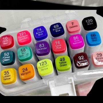 Фото1.Набір скетч-маркерів, 18 штук, у пластиковому боксі