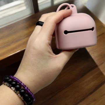 Фото1.Контейнер для зберігання пустушки, силіконовий (персиковий)