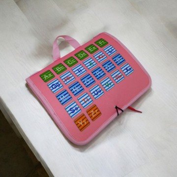 Фото2.Розвиваюча сумочка з фетру (бізі липучки, пальчикові ігри)