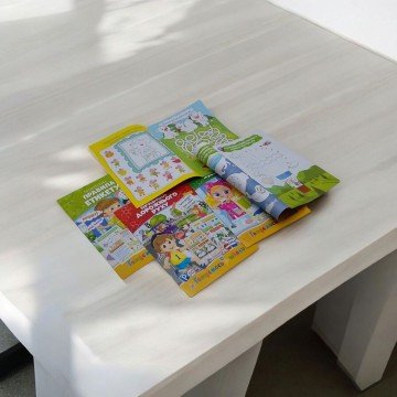 Фото1.Книжка готуємось до школи 