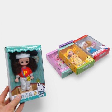 Фото1.Лялька у костюмі (15 см) 