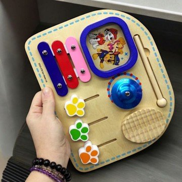 Фото1.Деревʼяна іграшка 