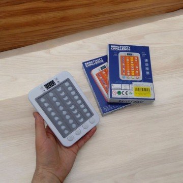 Фото2.Портативна інтерактивна гра 