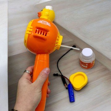 Фото1.Установка з мильними бульбашками 