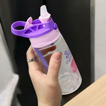 Фото2.Поільник з трубочкою 