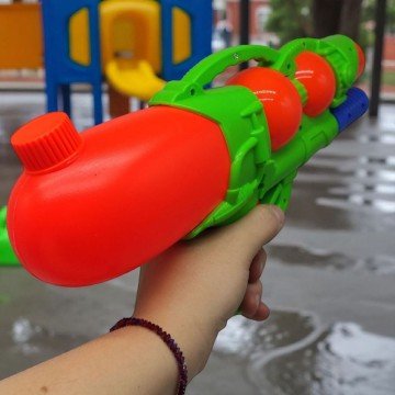 Фото1.Водна зброя( Салатовий)