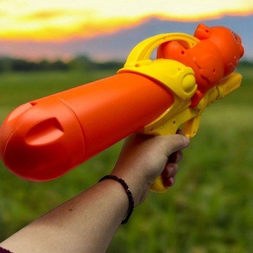 Фото1.Водний пістолет 