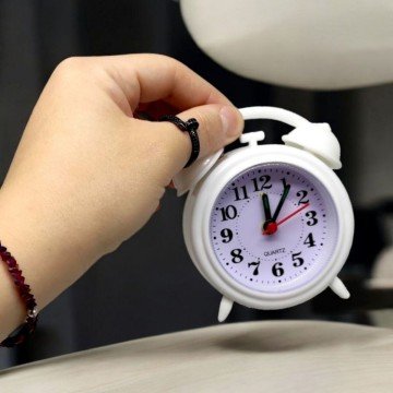 Фото2.Настільний годинник 