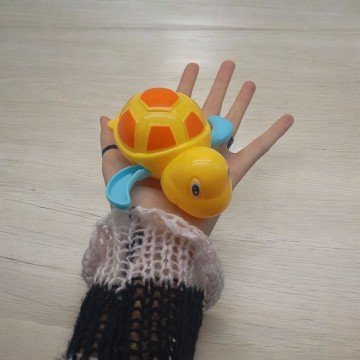 Фото1.Заводна іграшка для ванни Черепашка ЖОВТА