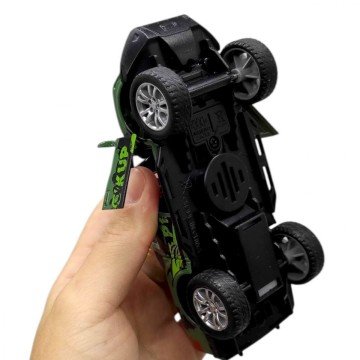 Фото1.Металева машинка 