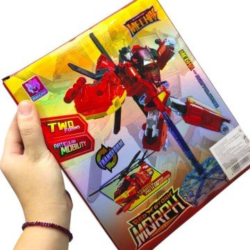 Фото1.Трансформер (робот/транспорт) червоний