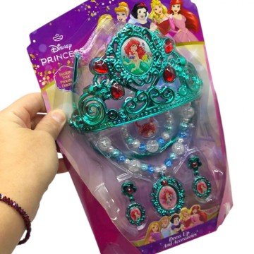 Фото1.Набір прикрас (корона, намисто, сережки, браслет)