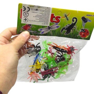 Фото1.Комахи (12 фігурок у комплекті + 2 дерева)