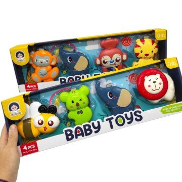 Фото1.Набір брязкалець (4 штуки) в коробці