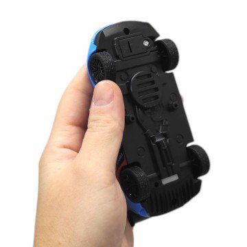 Фото1.Машинка металева 