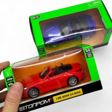 Фото1.Машинка металева 