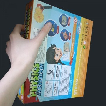 Фото1.Набір дослідника в коробці