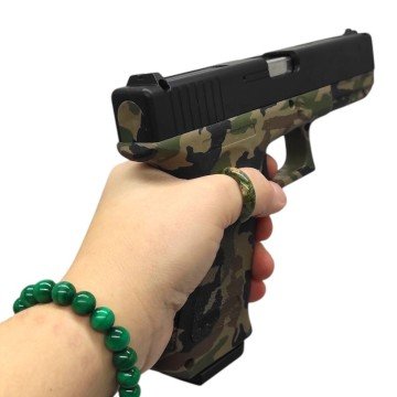 Фото1.Пістолет з металевими деталями (коробка 25*18*4,5 см)