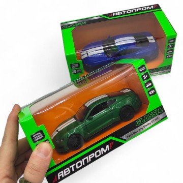 Фото1.Машинка металева 