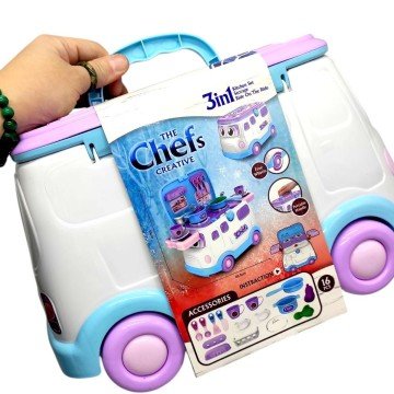 Фото1.Кухня (16 предметів, набір столових приборів, посуд, овочі) в боксі