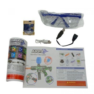 Фото1.Автомат вбудований акумулятор, стріляє орбізами, глушник з підсвічуванням, магазин, захисні окуляри,