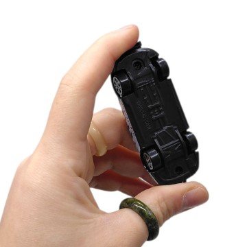 Фото1.Машина металева 